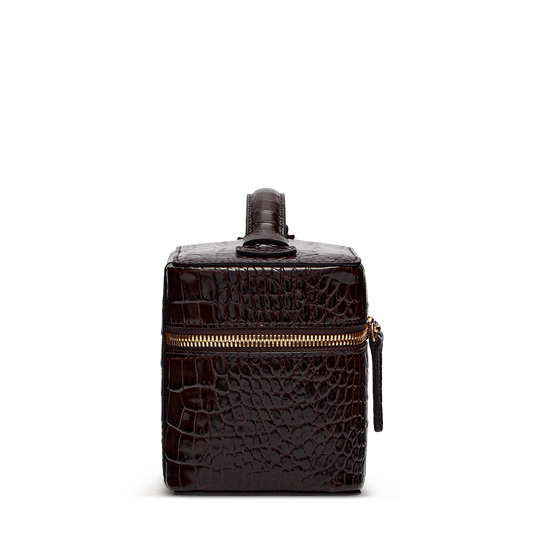 Make-up bag with signature symbol (S)