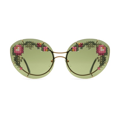 Sunglasses with hand-embroidered lenses