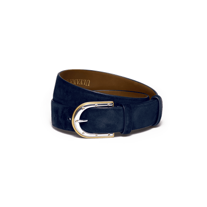 Suede belt with horseshoe buckle