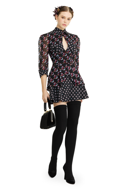 Mini skirt made of silk with a signature print