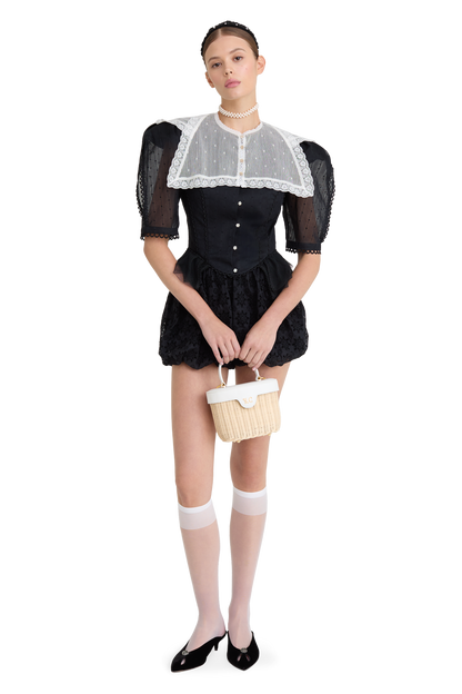 Cotton shorts with floral embroidery