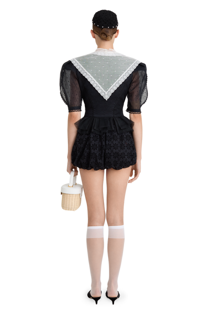 Cotton shorts with floral embroidery