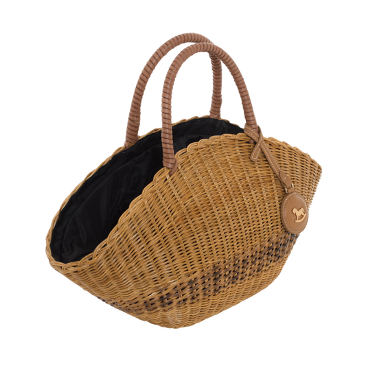 Basket bag with a charm
